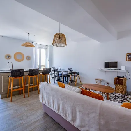 La Cours Des Dames - Sur Le Vieux Port De La Rochelle 43m2